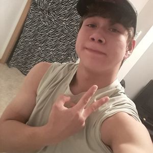 Meet your Posher, Ray